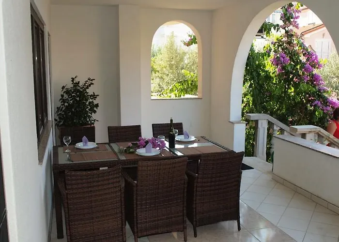 アパート Makii *