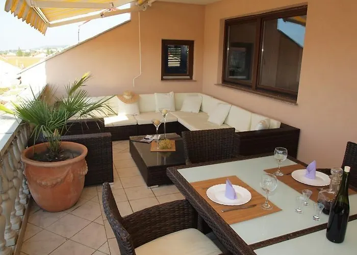 Makii ビオグラード・ナ・モル