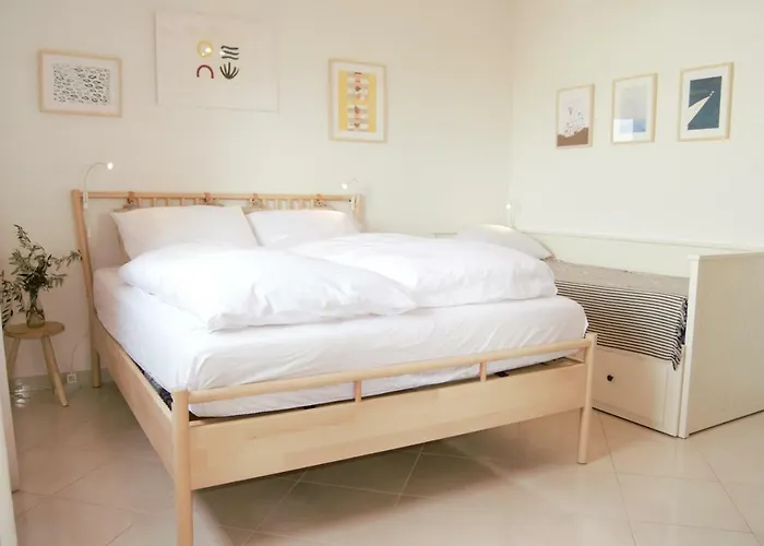 アパート Makii ビオグラード・ナ・モル